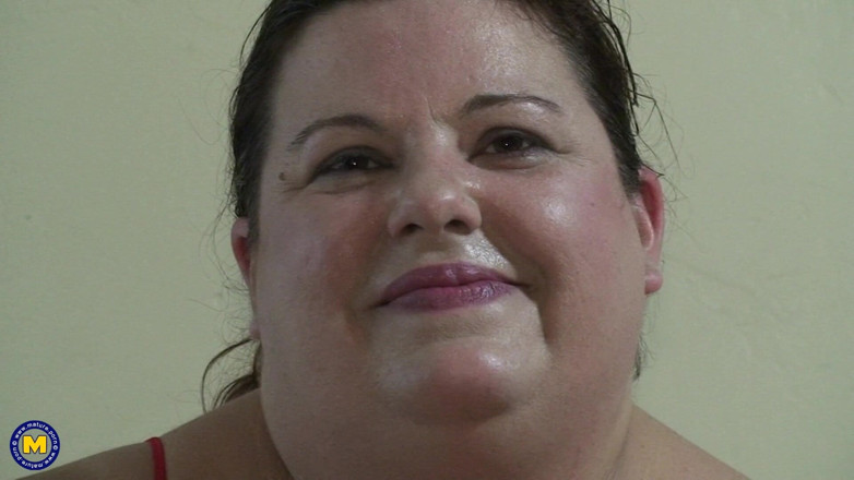 Mature NL: BBW Mature Amateur Wife Enjoys Interracial Sex
