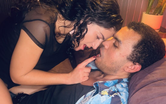 Cliff Media: Full Video-third Date Unexpectedly Hot Connection - Cliff Media Productions