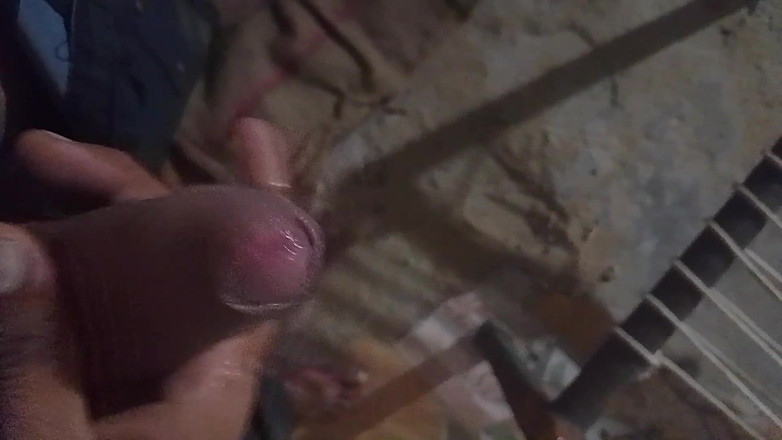 Bhagirth jaat: Dragii mei prieteni, vedeți cum îmi voi scurge penisul de maseurul...