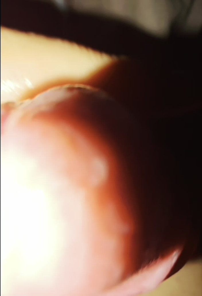 KinkyDL94: Twink Precum a pak stříkání