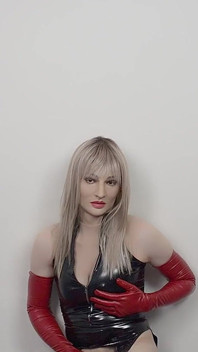 Curvă efeminată din pvc și tachinare cu pula