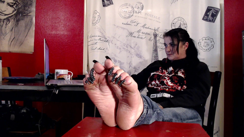 Abby Anna: Long black Louis Vuitton toenails &amp; soles