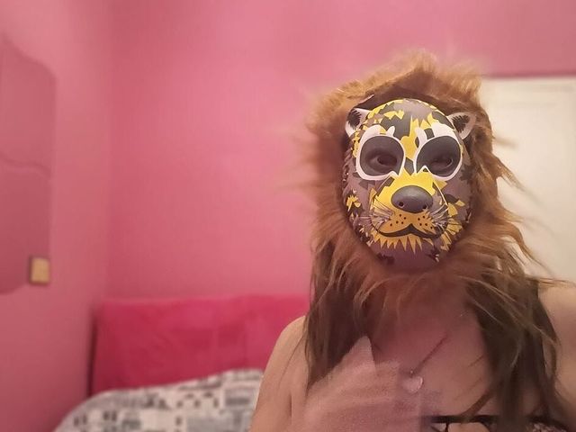 Veronica Rossi Official - Your Dirty Lioness (Veronica rossi - official)