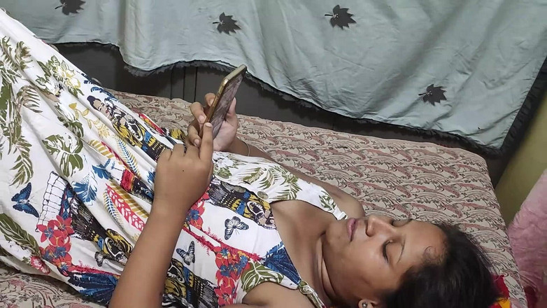 Desi Papa: Indian Girl First Time Sex With Her Teacher