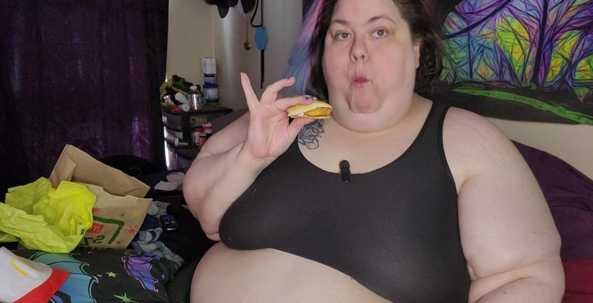 Kitty Delgato: Oscena scopata e schiaffeggiando le mie labbra, esborrata e busta/wrapper...