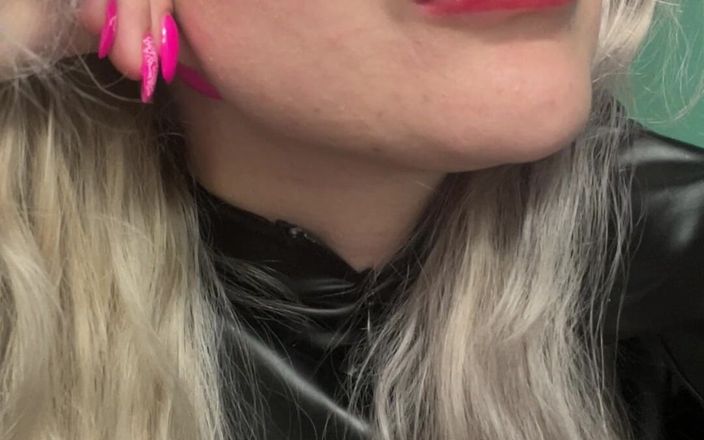 FinDom Goaldigger: Zeck mir deine zunge!