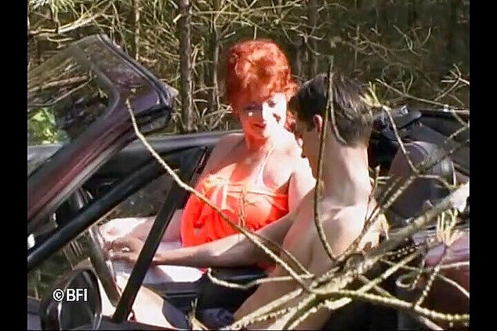 Nasty matures and dirty grannies club: Cinta alam tua-muda