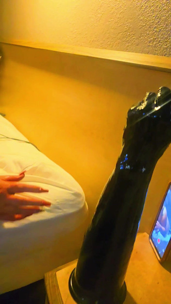 KineMaster: Dekat sebalik Tabir Dengan Babi Toksik