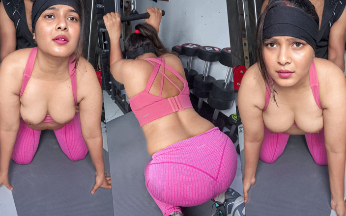 pinki_cute: Stepsis offre la sua figa stretta al fratellastro per allenamento...