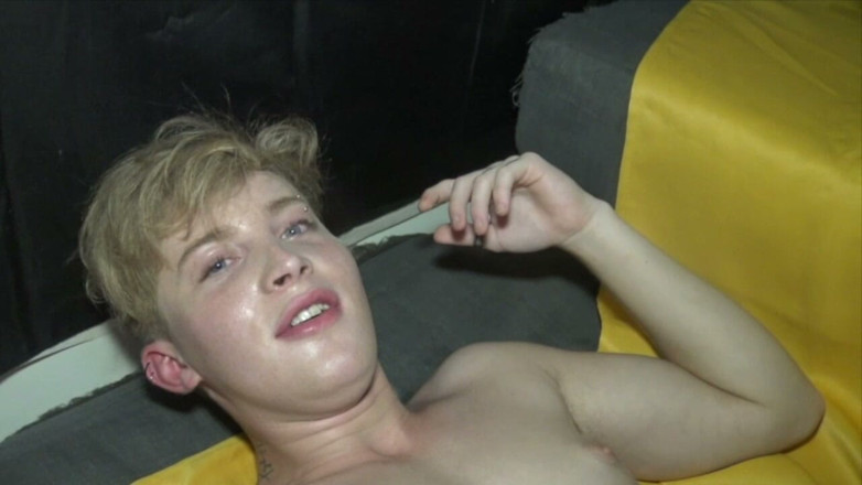 Hot recent bareback entertainement: Blond Twink Fucked Raw by Xxl Black Dick