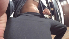 Tonny Maden: トニー・メイデン:ライブ中に大量の射精を浴びせました!スーパービッグコック限定コンテンツ