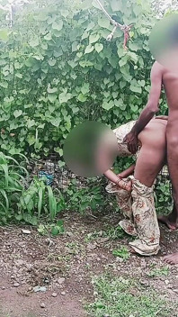 Esposa marathi follando culona al aire libre - ruidosa monig