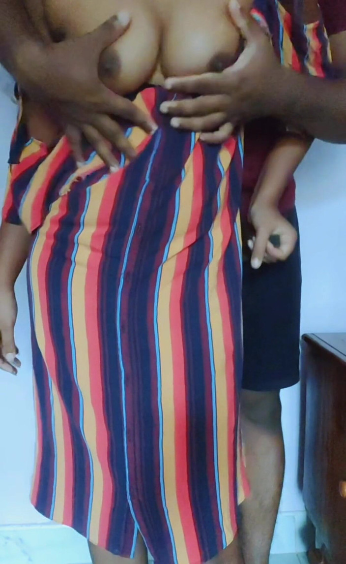 SlMilan: Nữ Sinh Ấn Độ Bhabi 18 Tuổi