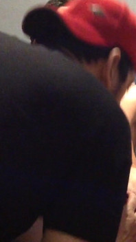 Str8 Cutie Gets Head in the Couch