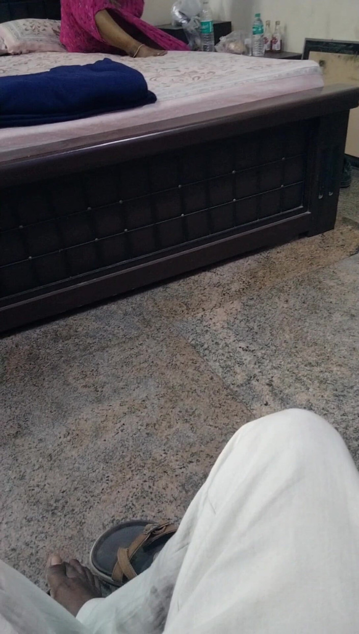 Tamil lesbian: セクシーレッグホットショー