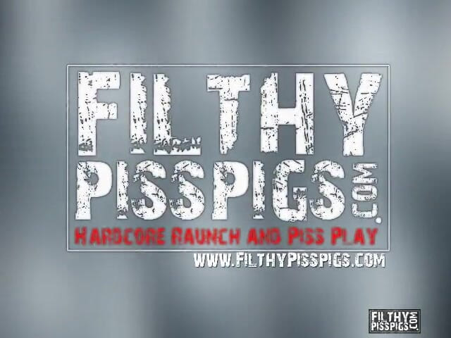 Filthy Piss Pigs: Des célibataires sexy se font tremper !