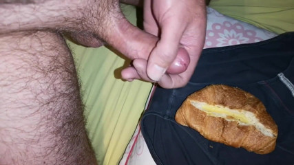 Cicci77: New spermatic breakfast for Cicci77