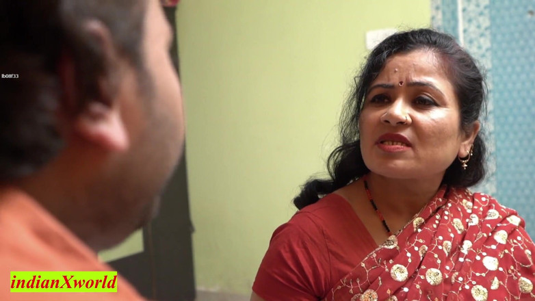 Indian Xshot: 18살 바람피는 마누라 바이럴 섹스! 남편 앞에서 따먹기