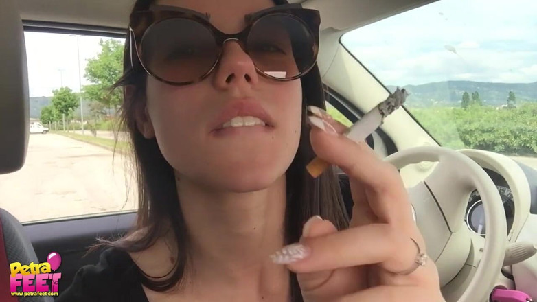 Smokin Fetish: Smoking in the car with hot teen