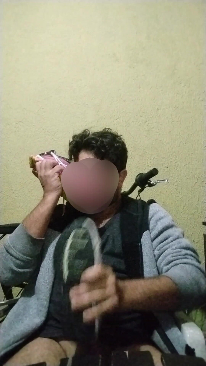 Sneakerfetish_BR: 아식스와 아디다스 관능적인 스니커즈 세션