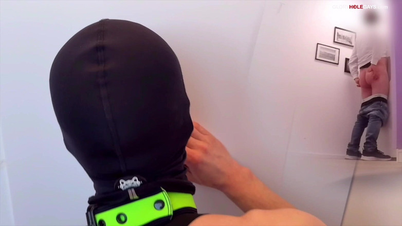 GLORYHOLEGAYS: Twink Bläst - Doch Dann Packt Der Kameraboy Mit an! Dreier...