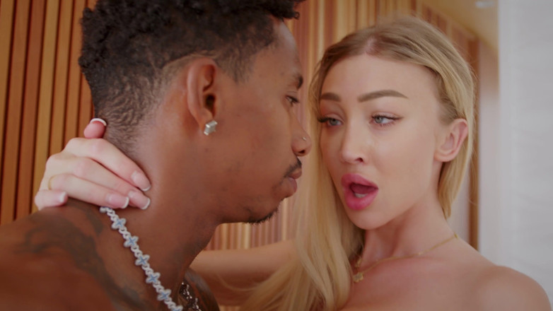 Jesus Reyes: Two Very Slutty and Horny Blondes Fuck a Good BBC...