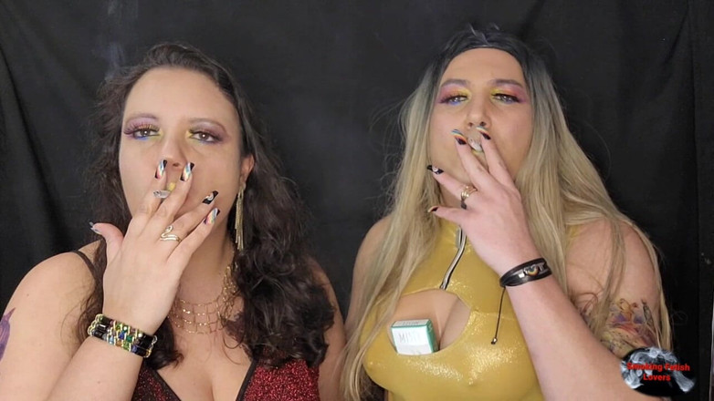 HollyCox: Wanita merokok kecanduan misty 120s