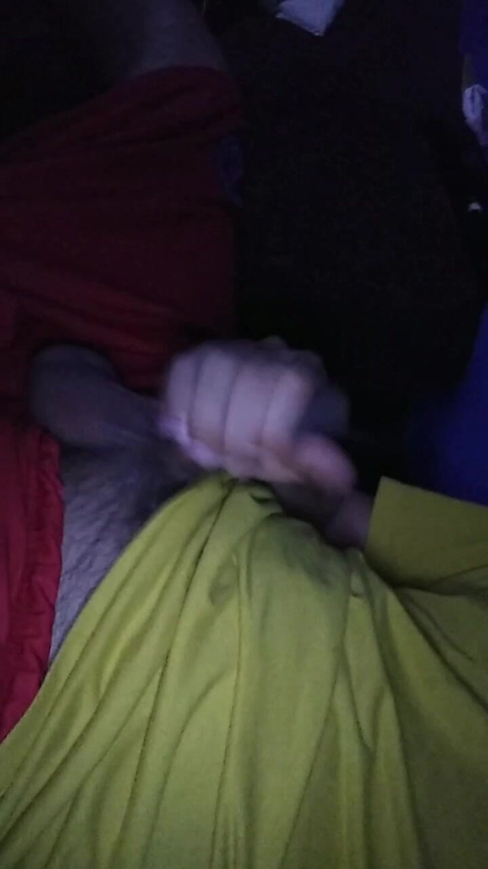 AlexAlejandro13: कौन कमरे में आना चाहता है