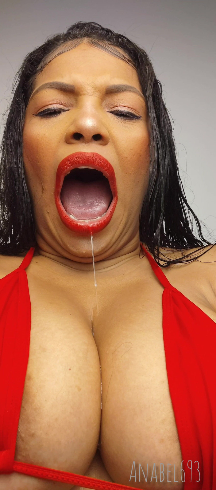 anabel693: Menguap dan Ngiler