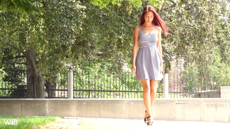 Watch4beauty: Kinky Paula