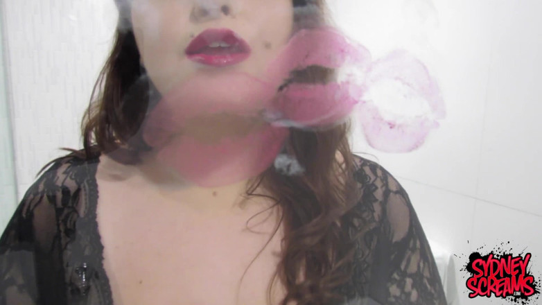 Sydney screams fetish: Shiny Red Lips on Glass - Wmv