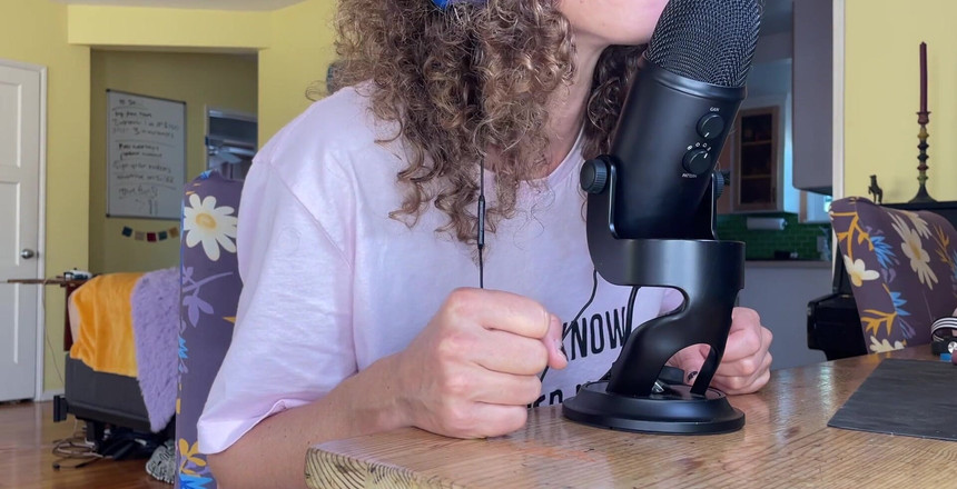 VibeWithMommy: Asmr ロールプレイ: 妻の浮気告白。これは、私が初めての ASMR ロールプレイをしているライブ タップです。Please Let Me Know if Y