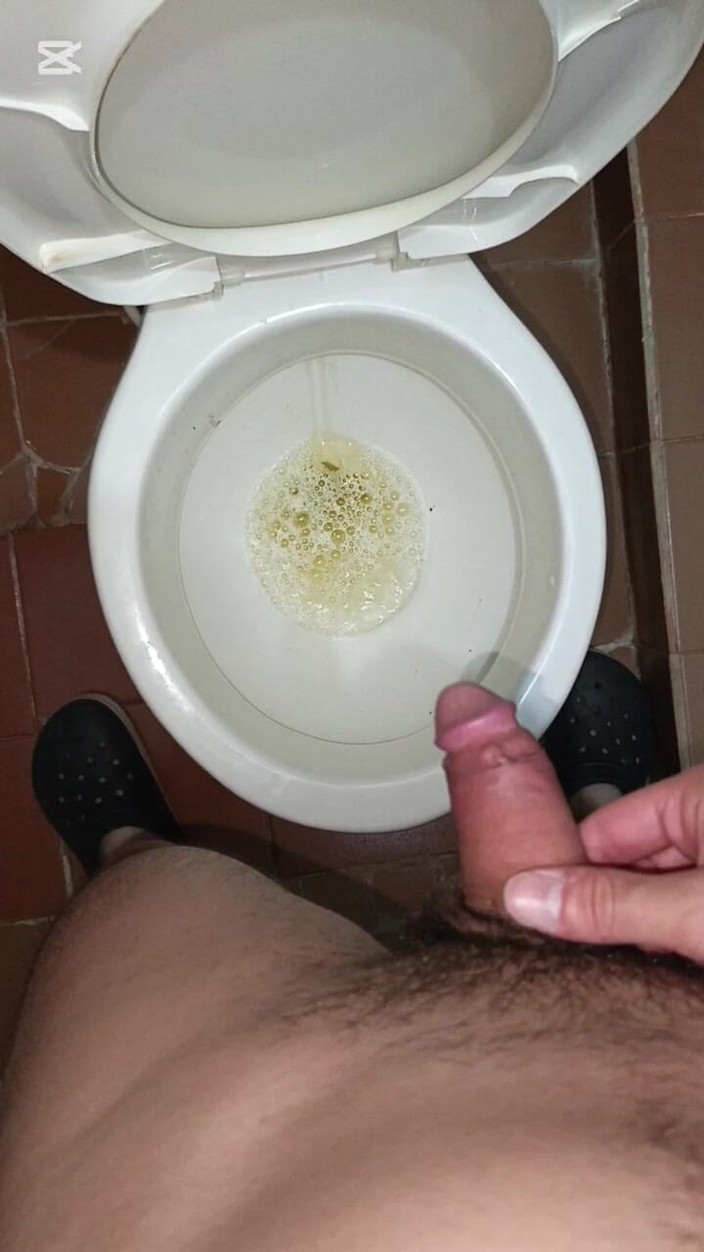 charlessteel: Збірка збуджених твінків, що пісяють і мастурбує