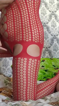 La matrigna sexy viene scopata da due cazzi