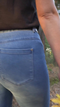 Adorate il mio ondeggiante in blue jeans