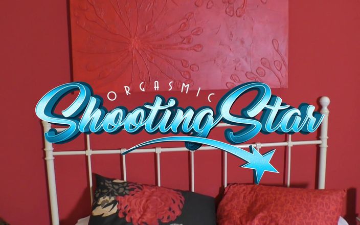 Shooting Star: 继母加入继女和她的朋友 4 女同性恋 3sum