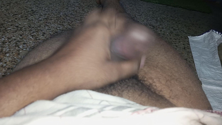 Sweet Indian cock: La mia amica indiana scopa all'aperto con baci