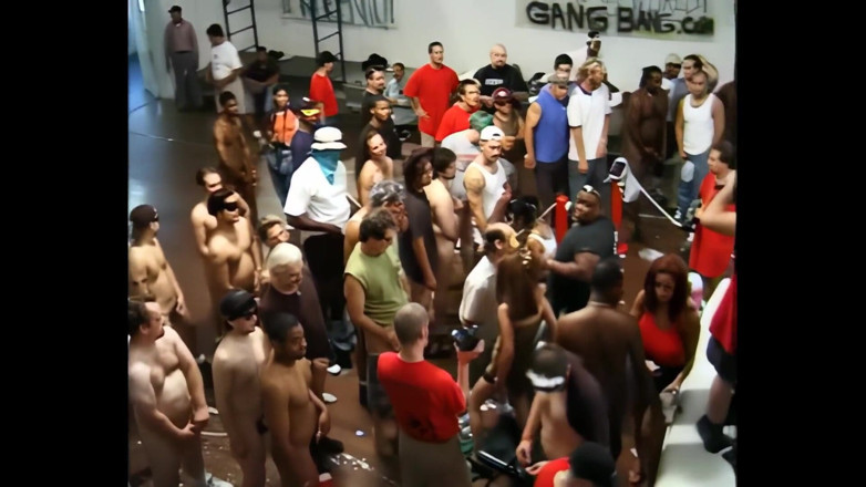 The Dark Side X: Pesta seks - pantat bahenol cewek semok kulit hitam di-gangbang sama...