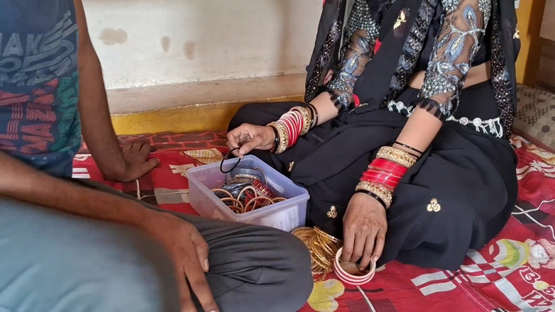 seema: Father-in-law Left the Younger Daughter-in-law Before Going Home