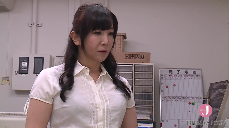 Celebrity Japan: A 40-year-old stepmother who gives herself to the president of her...