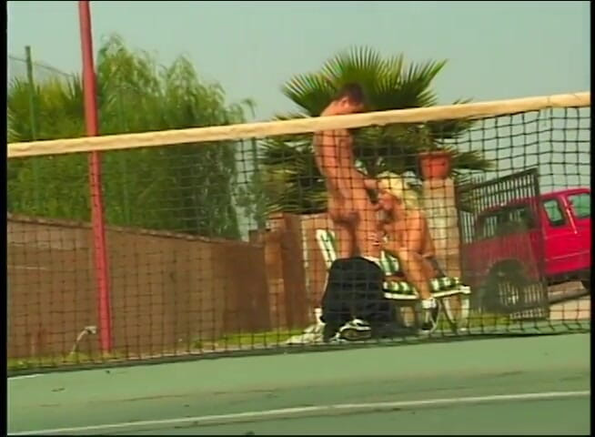 Moms With Boys: MILF sucks and fucks lucky hung outdoor, on the tennis...