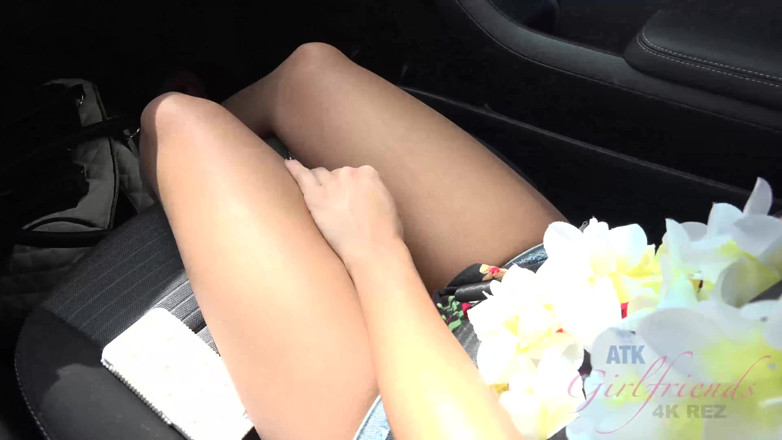ATK Fans (Girlfriends): Virtueller urlaub in Hawaii mit Holly Hendrix teil 1