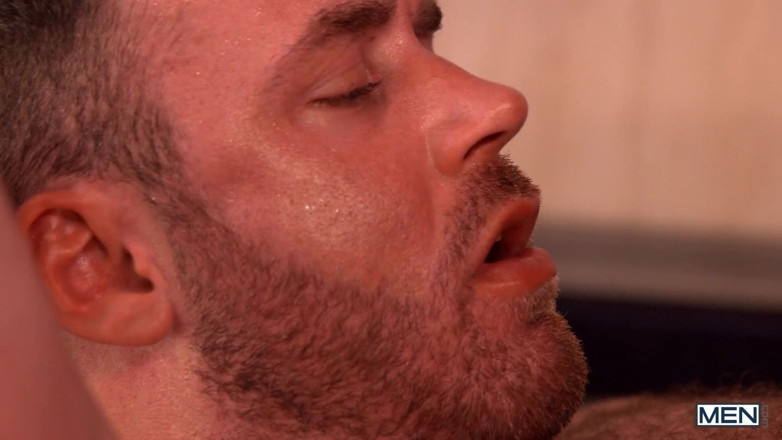 Men network: Muži - Logan Moore, jeho ultimátní sexuální fantazie je pozorována, když...