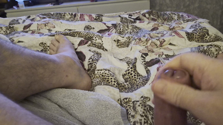 Pellefnatt: Bunicul Stă Pe Scaun Și Se Joacă Cu Penisul Cu Un...