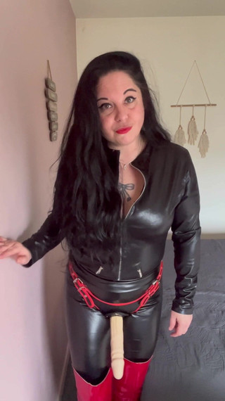 Maitresse Clara: 내 명령 아래 8시간...