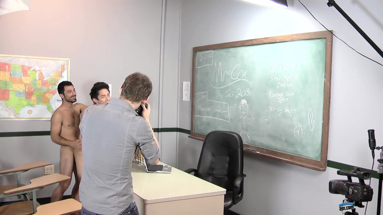 Hollywood 201: Episódio 6: Ovos anais