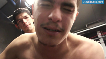 Just X Gays amateur porn: Hot guy gets anal cumshot after sucking and getting fucked...