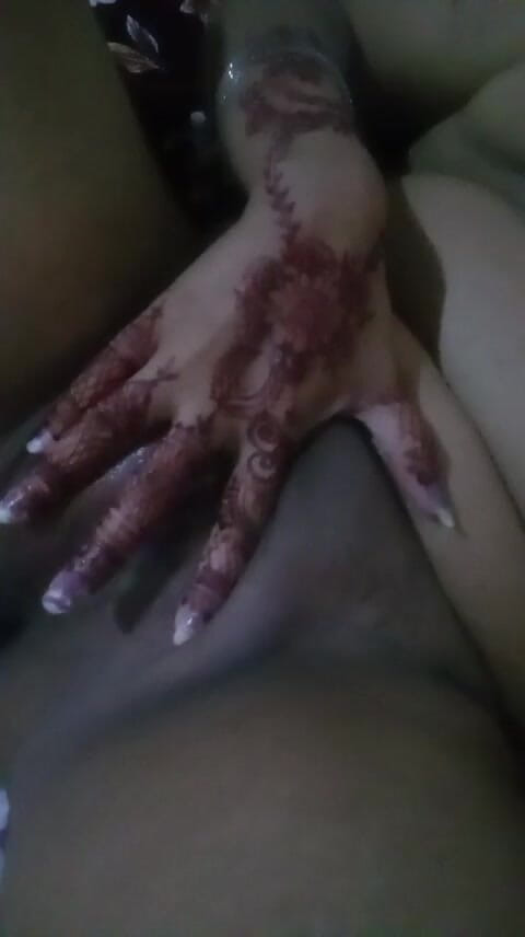 RIMSHA: हॉट लड़की अकेले मास्टरबेशन