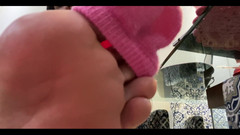 KiffaFeet: Rimozione di calzini dopo il arrivo a casa. Dita dei...