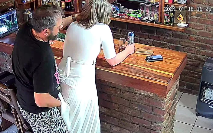 Sparowdox: Just Caught My Husband Cheating with the Neighbours Wife